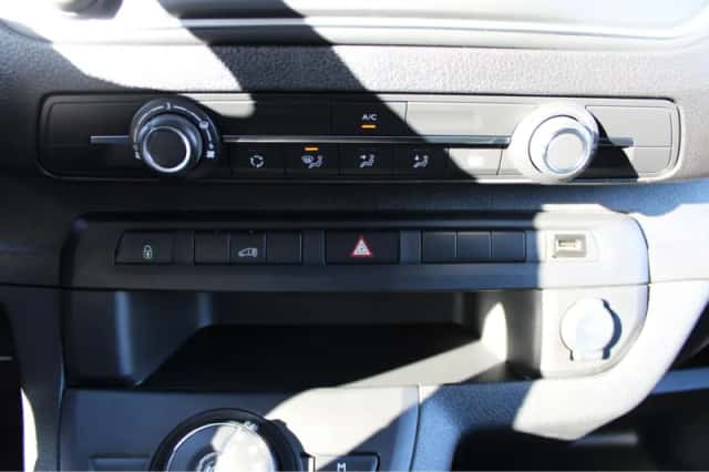 Opel Vivaro (2024) thumbnail 23
