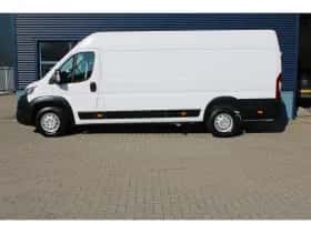 Opel Movano (2024) thumbnail 2