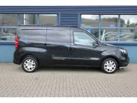 Fiat Doblò (2022) thumbnail 5
