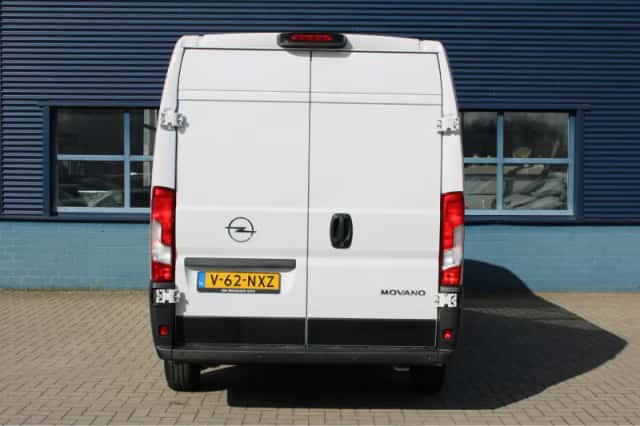 Opel Movano (2024) thumbnail 3