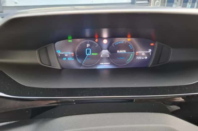 Peugeot 408 (2025) thumbnail 9
