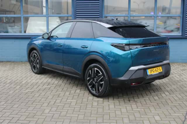Peugeot 3008 (2025) thumbnail 3