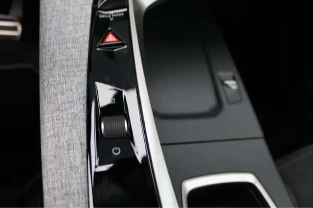 Peugeot 3008 (2025) thumbnail 31