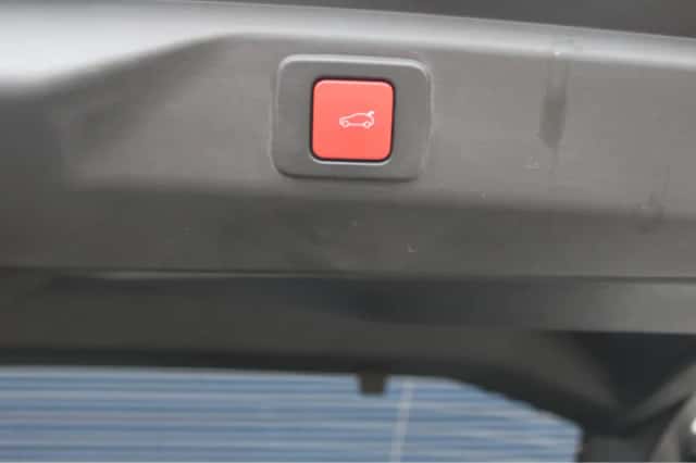 Peugeot 3008 (2025) thumbnail 6