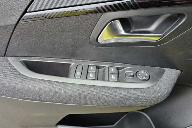 Peugeot 208 (2025) thumbnail 25