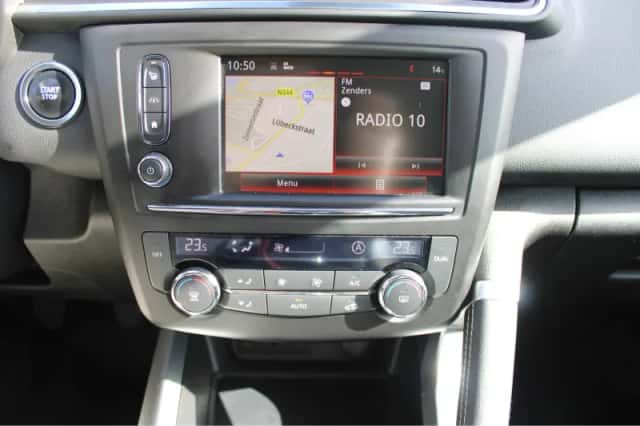 Renault Kadjar (2016) thumbnail 24