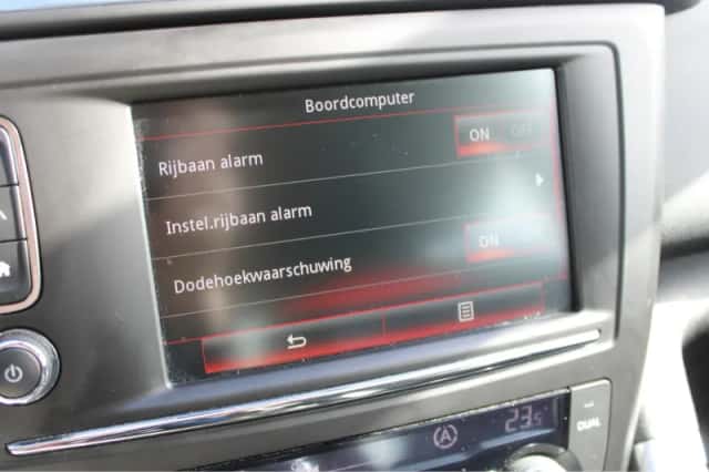 Renault Kadjar (2016) thumbnail 27