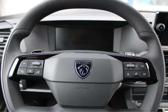 Peugeot E-Expert (2025) thumbnail 18