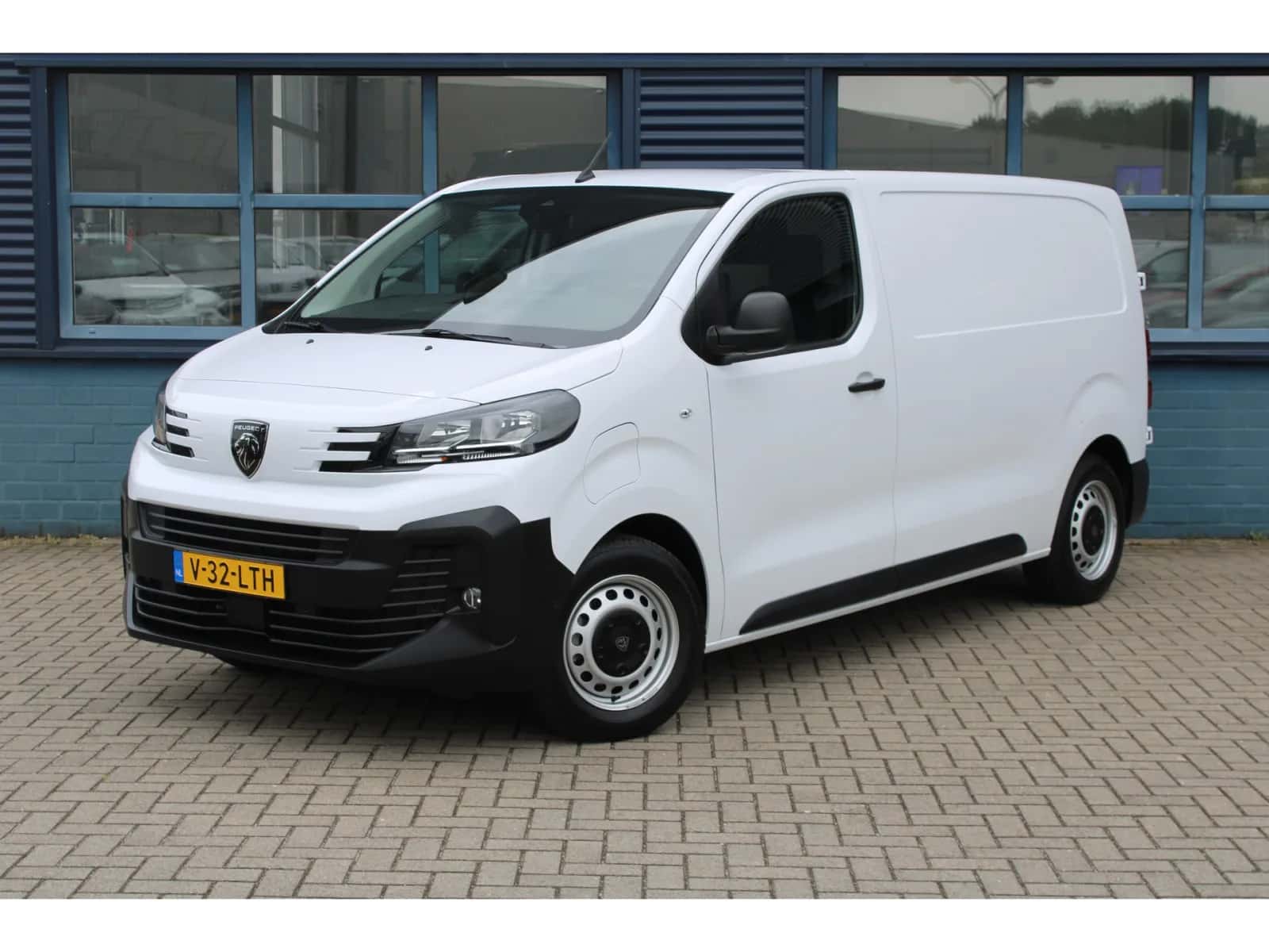 Peugeot E-Expert (2025) — foto 1