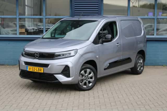 Opel Combo (2024) thumbnail 1