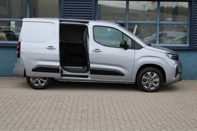 Opel Combo (2024) thumbnail 13