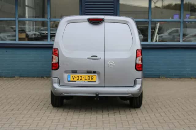 Opel Combo (2024) thumbnail 3