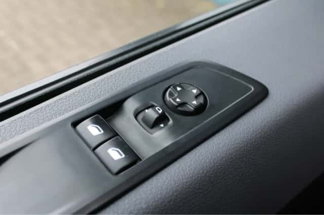 Opel Vivaro (2022) thumbnail 15
