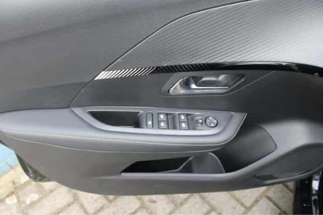 Peugeot 208 (2024) thumbnail 13