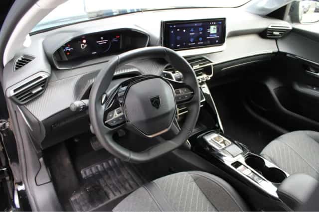 Peugeot 208 (2024) thumbnail 4