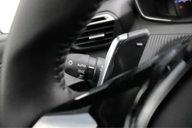 Peugeot 208 (2024) thumbnail 8