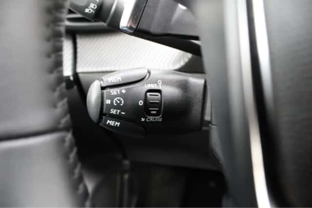 Peugeot 208 (2024) thumbnail 10