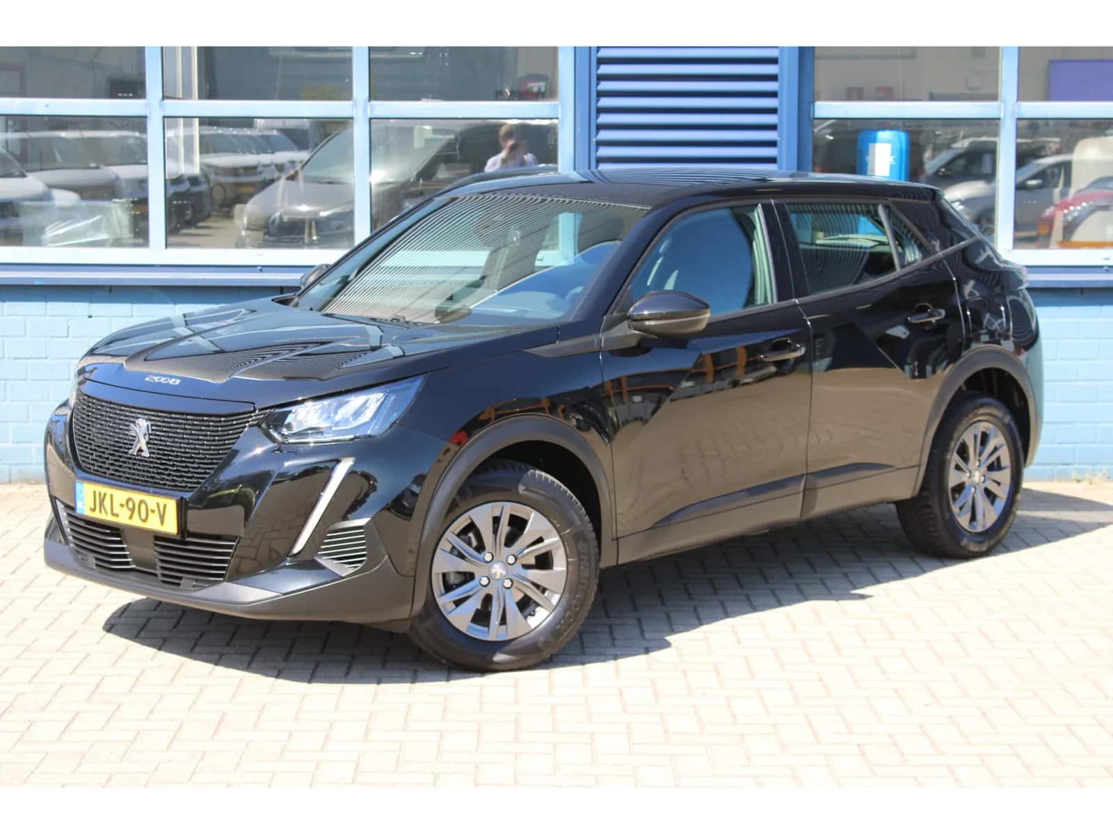 Peugeot 2008 (2023) — foto 1
