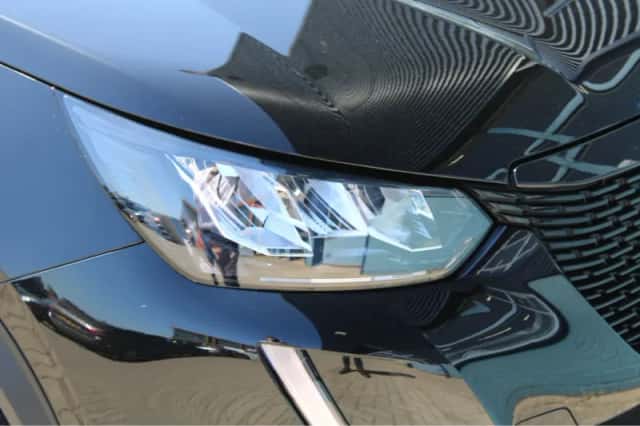 Peugeot 2008 (2023) thumbnail 11