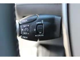 Peugeot 2008 (2023) thumbnail 21
