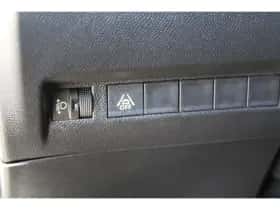 Peugeot 2008 (2023) thumbnail 30