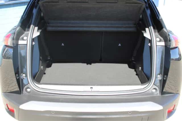 Peugeot 2008 (2023) thumbnail 5