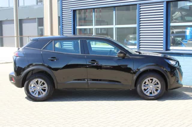 Peugeot 2008 (2023) thumbnail 8