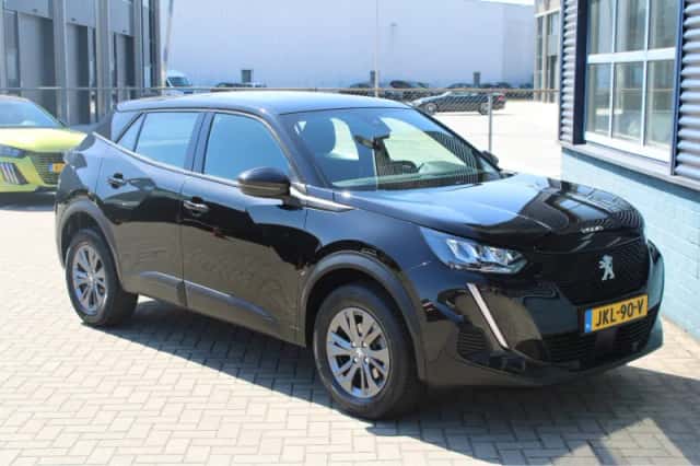 Peugeot 2008 (2023) thumbnail 9