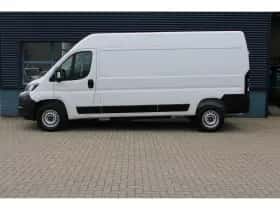 Opel Movano Electric (2025) thumbnail 2