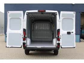 Opel Movano Electric (2025) thumbnail 5