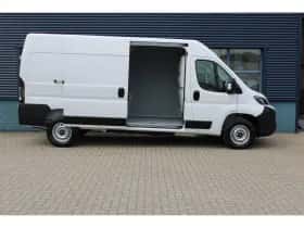 Opel Movano Electric (2025) thumbnail 9