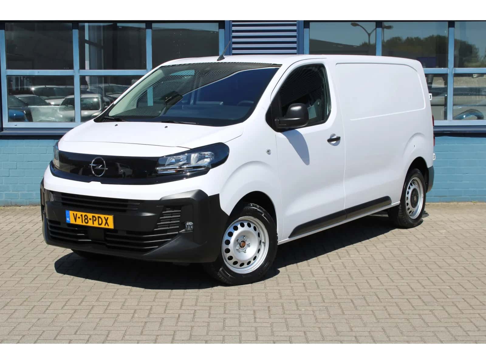Opel Vivaro (2024) — foto 1