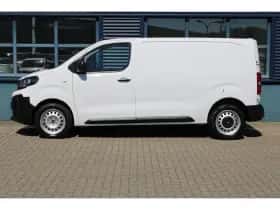 Opel Vivaro (2024) thumbnail 2