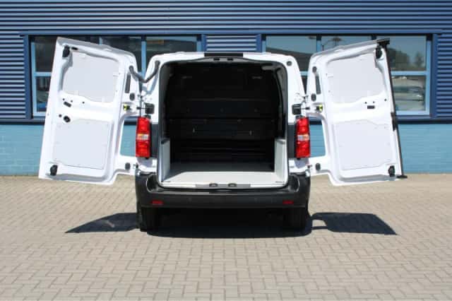 Opel Vivaro (2024) thumbnail 5