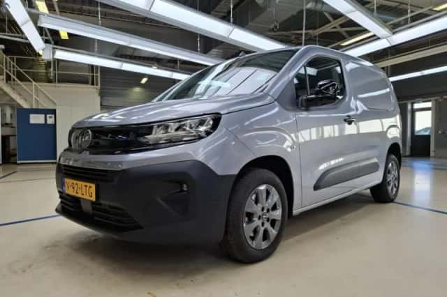 Opel Combo (2025) thumbnail 1