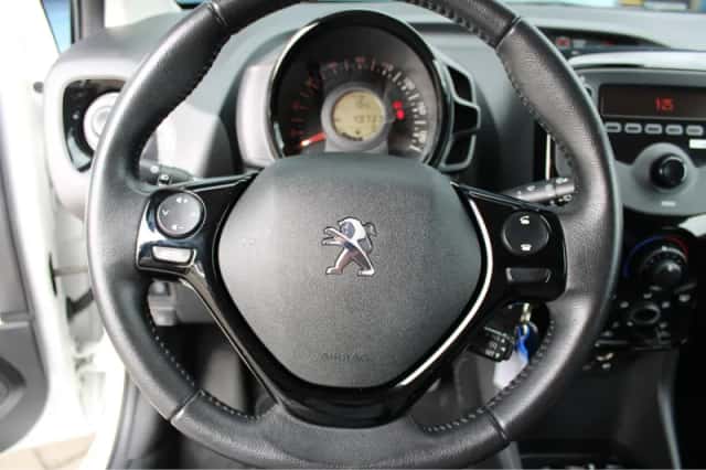 Peugeot 108 (2020) thumbnail 15