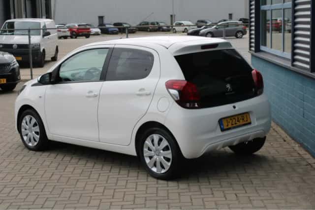 Peugeot 108 (2020) thumbnail 3