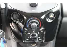 Peugeot 108 (2020) thumbnail 25