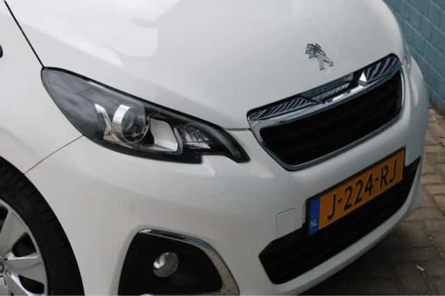 Peugeot 108 (2020) thumbnail 9