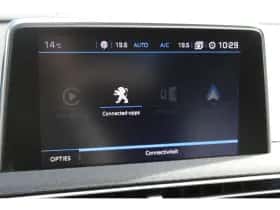 Peugeot 3008 (2018) thumbnail 32