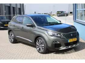 Peugeot 3008 (2018) thumbnail 9