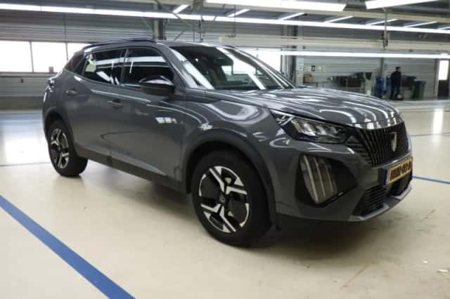 Peugeot 2008 (2025) thumbnail 2