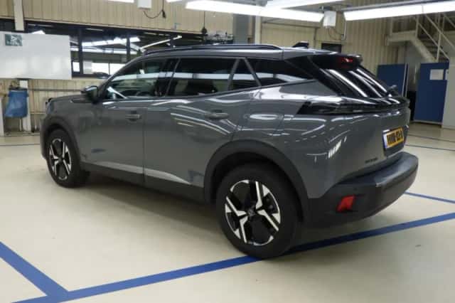 Peugeot 2008 (2025) thumbnail 3