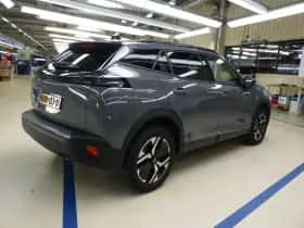 Peugeot 2008 (2025) thumbnail 4