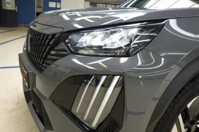 Peugeot 2008 (2025) thumbnail 6