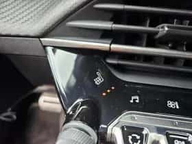 Peugeot 2008 (2023) thumbnail 7