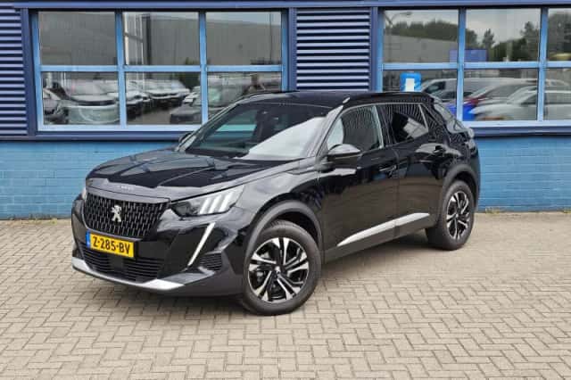 Peugeot 2008 (2023) thumbnail 1