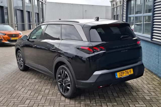 Peugeot 5008 (2026) thumbnail 3