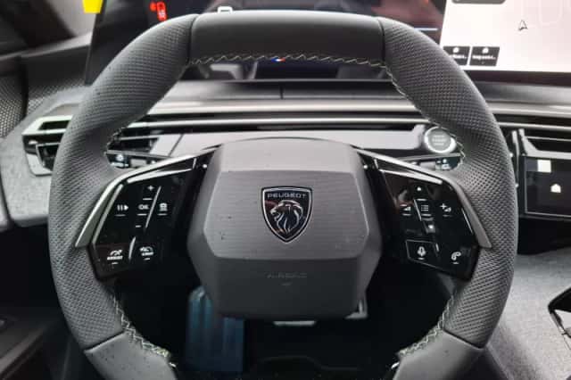 Peugeot 5008 (2026) thumbnail 6