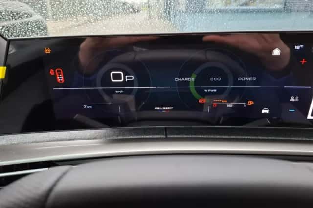 Peugeot 5008 (2026) thumbnail 9